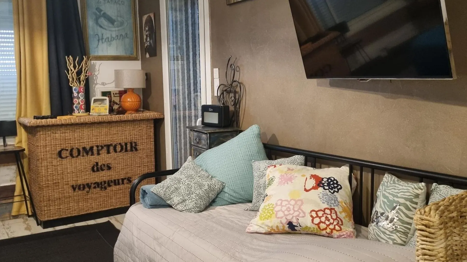 La Petite Maison De Melanie Holiday home Six-Fours-les-Plages 0*,